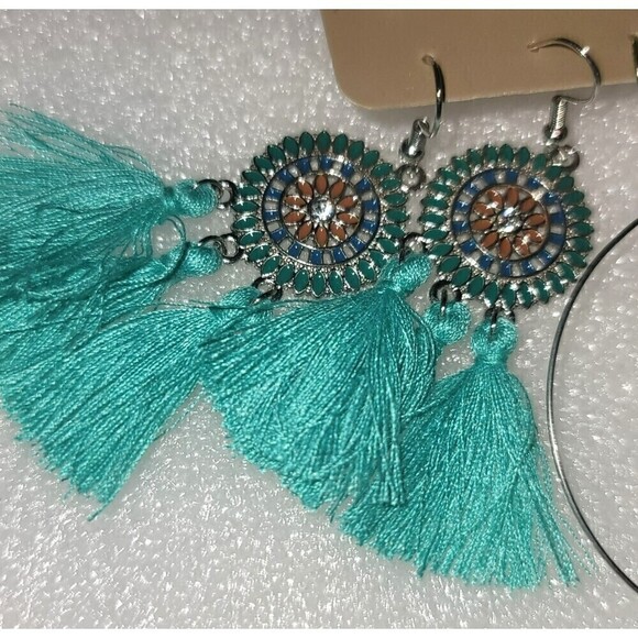 New 6 Pair of Coordinated Earrings - Picture 3 of 6